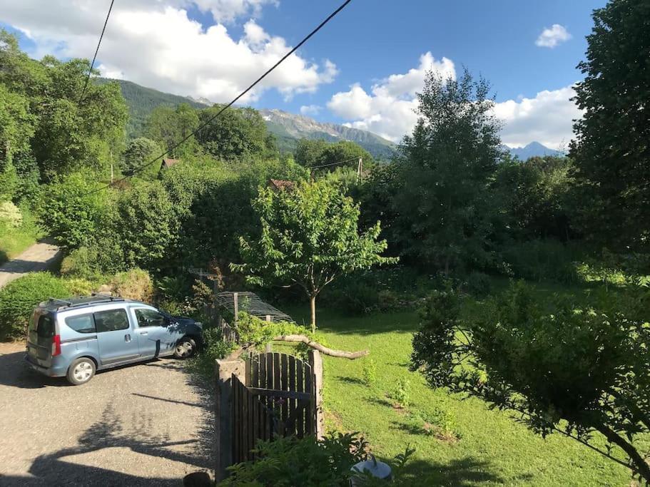 Belladone Guest House Theys Les 7 Laux Екстер'єр фото